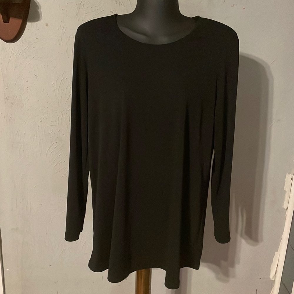NWOT Small Dividends black long sleeve  crew neck flared gem blouse tunic top